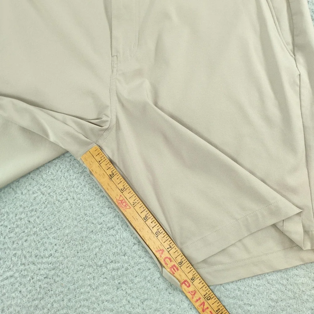 Travis Mathew Shorts Mens 38 Beige 9 Inch Stretch Chino Performance Golf Casual